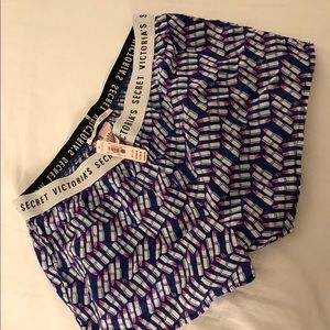 Bundle of 2 VS pajama shorts women’s XS + 1 panty